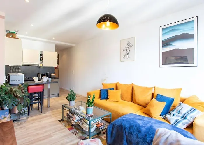 L58 Port Suite 2 Bdrs 5Mins Old Town & Beach Tram