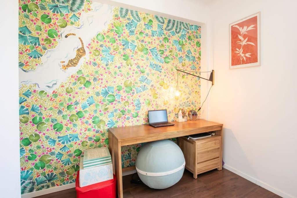 L58 Port 2 Bdrs 5mins Old Town & Tram Apartment